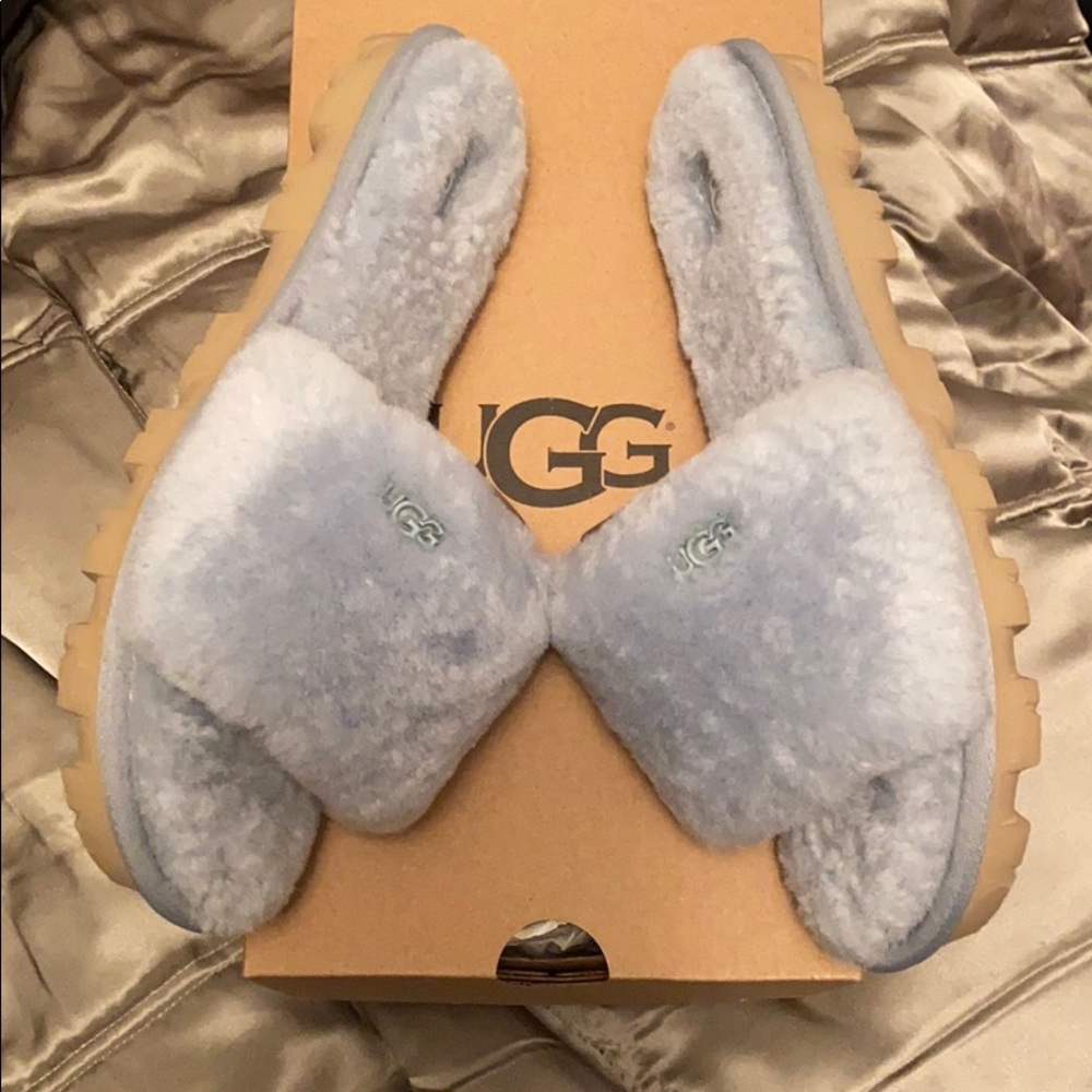 Ugg Powder Blue Logo Slides New With Box, size 9